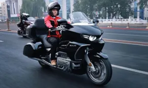 Môtô Trung Quốc động cơ 8 xi-lanh giá 30.800 USD Môtô Trung Quốc động cơ 8 xi-lanh giá 30.800 USD