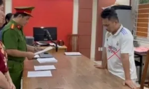 Tiktoker Tiến 'Bịp' bị khởi tố Tiktoker Tiến 'Bịp' bị khởi tố