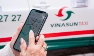 Taxi Vinasun lãi thấp nhất gần 4 năm Taxi Vinasun lãi thấp nhất gần 4 năm