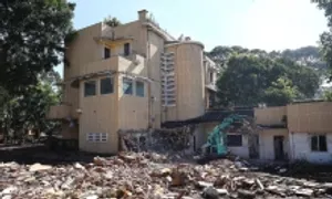 Vì sao TP HCM tháo dỡ 3 biệt thự trong 'Dinh chú Hỏa'?